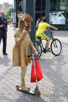 [Activiteiten en Festiviteiten] :: Levende Standbeelden Stadspolders (6)