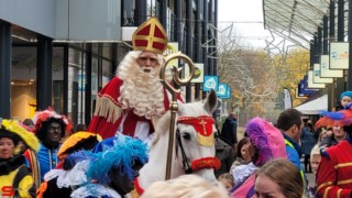 [Activiteiten en Festiviteiten] :: Sinterklaas winkelcentrum Bieshof Stadspolders (15)