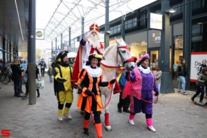 20 November 2021 :: Sinterklaas winkelcentrum Bieshof Stadspolders