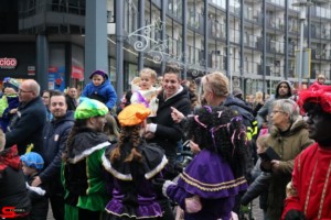 [Activiteiten en Festiviteiten] :: Sinterklaas winkelcentrum Bieshof Stadspolders (13)