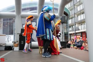 [Activiteiten en Festiviteiten] :: Sinterklaas winkelcentrum Bieshof Stadspolders (7)