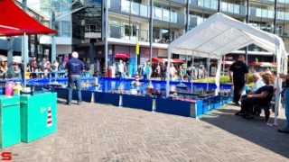 [Activiteiten en Festiviteiten] :: Kinderbraderie met Darth Vader (4)