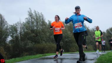 [Activiteiten en Festiviteiten] :: Drechtstadloop 10km (42)