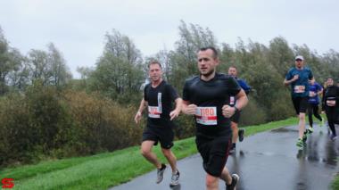 [Activiteiten en Festiviteiten] :: Drechtstadloop 10km (46)