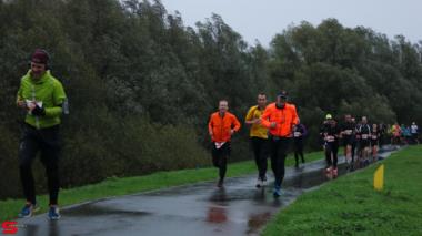 [Activiteiten en Festiviteiten] :: Drechtstadloop 10km (53)