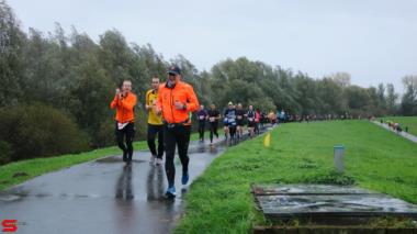 [Activiteiten en Festiviteiten] :: Drechtstadloop 10km (41)