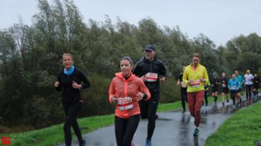 [Activiteiten en Festiviteiten] :: Drechtstadloop 10km (50)