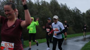 [Activiteiten en Festiviteiten] :: Drechtstadloop 10km (45)