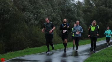 [Activiteiten en Festiviteiten] :: Drechtstadloop 10km (47)
