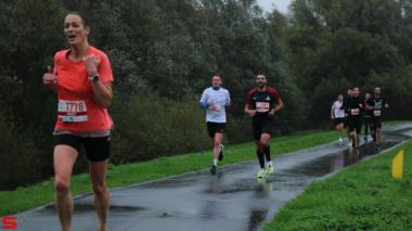 [Activiteiten en Festiviteiten] :: Drechtstadloop 10km (43)
