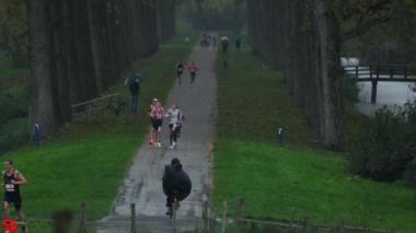 [Activiteiten en Festiviteiten] :: Drechtstadloop Halve Marathon (13)