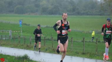 [Activiteiten en Festiviteiten] :: Drechtstadloop Halve Marathon (21)