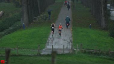 [Activiteiten en Festiviteiten] :: Drechtstadloop Halve Marathon (12)