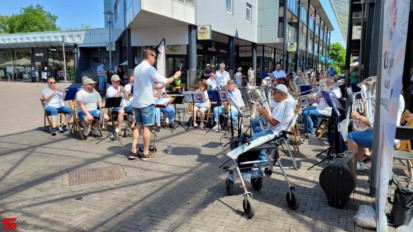 [Activiteiten en Festiviteiten] :: Muzikale dag in de bieshof (6)