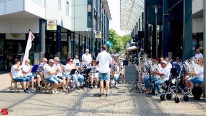 [Activiteiten en Festiviteiten] :: Muzikale dag in de bieshof (17)