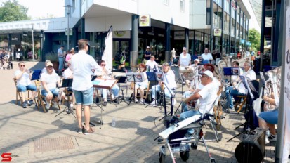 [Activiteiten en Festiviteiten] :: Muzikale dag in de bieshof (7)