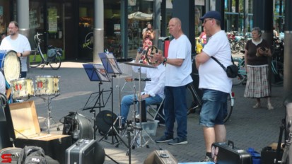 [Activiteiten en Festiviteiten] :: Muzikale dag in de bieshof (13)