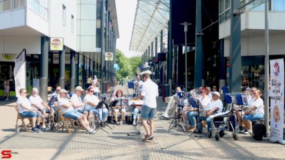 [Activiteiten en Festiviteiten] :: Muzikale dag in de bieshof (14)