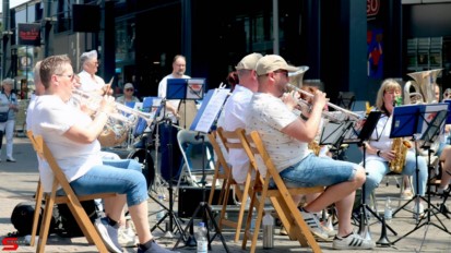 [Activiteiten en Festiviteiten] :: Muzikale dag in de bieshof (6)