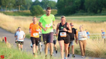 [Activiteiten en Festiviteiten] :: Zoomer Wantijrun 10em 2023 D3 (17)