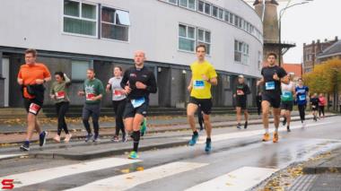 [Activiteiten en Festiviteiten] :: DrechtStadLoop 10Km (47)