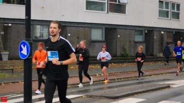 [Activiteiten en Festiviteiten] :: DrechtStadLoop 10Km (38)