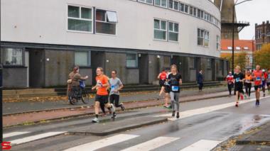 [Activiteiten en Festiviteiten] :: DrechtStadLoop 10Km (49)