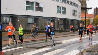 [Activiteiten en Festiviteiten] :: DrechtStadLoop 10Km (37)