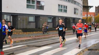 [Activiteiten en Festiviteiten] :: DrechtStadLoop 10Km (44)