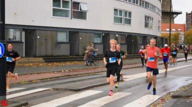 [Activiteiten en Festiviteiten] :: DrechtStadLoop 10Km (45)