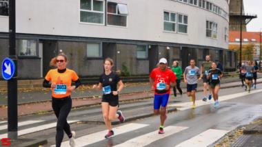 [Activiteiten en Festiviteiten] :: DrechtStadLoop 10Km (37)