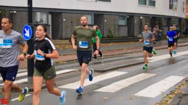 [Activiteiten en Festiviteiten] :: DrechtStadLoop 10Km (43)