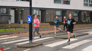 [Activiteiten en Festiviteiten] :: DrechtStadLoop 10Km (46)