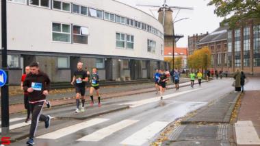 [Activiteiten en Festiviteiten] :: DrechtStadLoop 10Km (37)