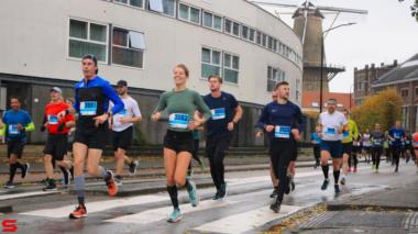 [Activiteiten en Festiviteiten] :: DrechtStadLoop 10Km (44)