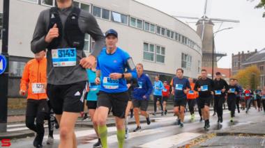 [Activiteiten en Festiviteiten] :: DrechtStadLoop 10Km (46)