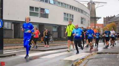 [Activiteiten en Festiviteiten] :: DrechtStadLoop 10Km (48)