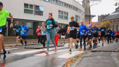 [Activiteiten en Festiviteiten] :: DrechtStadLoop 10Km (41)