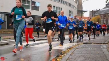 [Activiteiten en Festiviteiten] :: DrechtStadLoop 10Km (44)