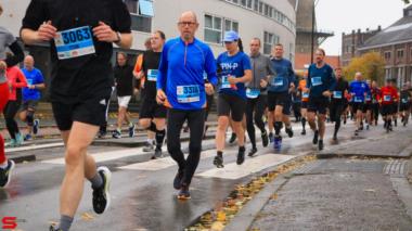[Activiteiten en Festiviteiten] :: DrechtStadLoop 10Km (46)