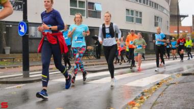 [Activiteiten en Festiviteiten] :: DrechtStadLoop 10Km (47)