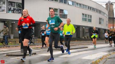 [Activiteiten en Festiviteiten] :: DrechtStadLoop 10Km (39)