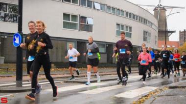 [Activiteiten en Festiviteiten] :: DrechtStadLoop 10Km (47)