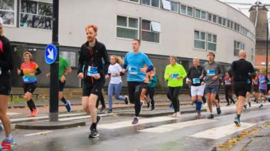 [Activiteiten en Festiviteiten] :: DrechtStadLoop 10Km (47)