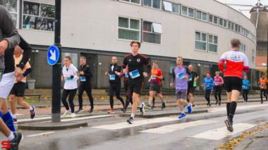 [Activiteiten en Festiviteiten] :: DrechtStadLoop 10Km (48)