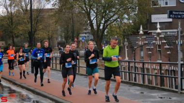 [Activiteiten en Festiviteiten] :: DrechtStadLoop 10Km (37)