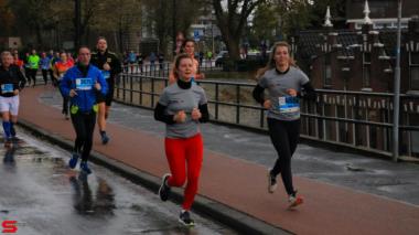 [Activiteiten en Festiviteiten] :: DrechtStadLoop 10Km (37)
