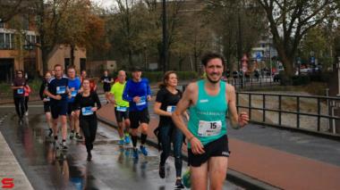 [Activiteiten en Festiviteiten] :: DrechtStadLoop 10Km (48)