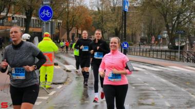 [Activiteiten en Festiviteiten] :: DrechtStadLoop 10Km (49)