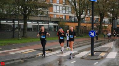 [Activiteiten en Festiviteiten] :: DrechtStadLoop 10Km (43)